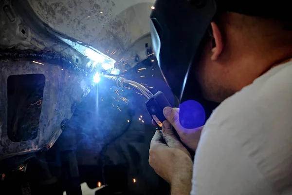 araba servisi tamir tekerlekleri