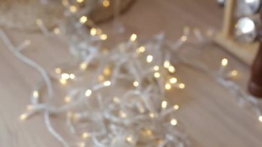 ahşap bir aydınlık çelenk geçerli