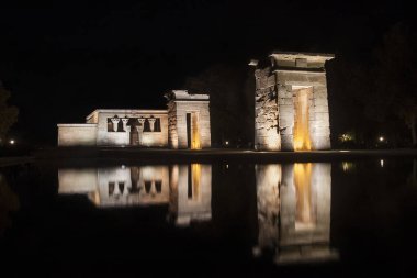 debod Tapınağı Madrid merkezinde, Mısır'dan bir hediye yöneten İspanya '