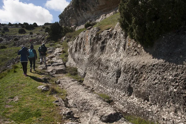 Some People Visiting Iberic Ruins Albacete Spain — Stock Photo, Image