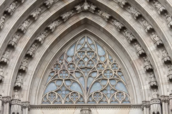 Detalles Fachada Catedral Gótica Barcelona Fotos de stock libres de derechos