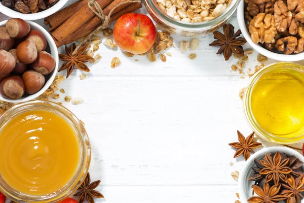 Sfondo Bianco Ingredienti Cottura Delle Mele Vista Dall Alto Primo — Foto Stock