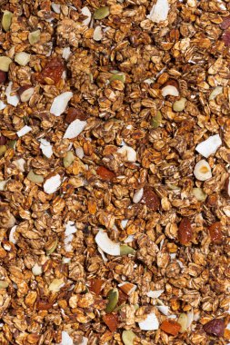 fındık yakın çekim, dikey üstten görünüm ile ev yapımı granola