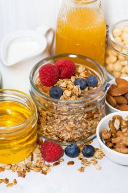 portre sağlıklı bir kahvaltı için lezzetli ürünleri