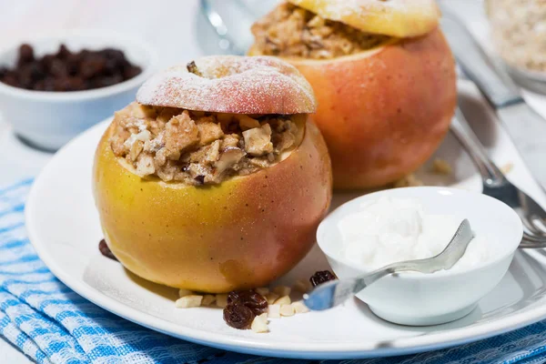 健康的な朝食 アップルは クローズ アップ水平焼きオートミール — ストック写真