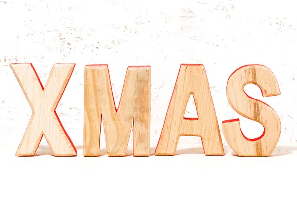 Дерев'яні літери Різдво на білому тлі, крупним планом — стокове фото