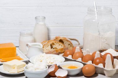 Taze çiftlik süt ürünleri ürün yelpazesine