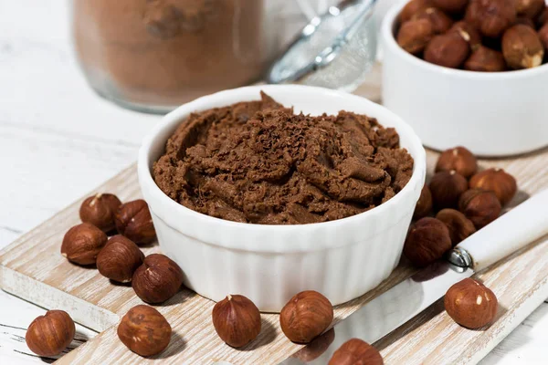 Pasta di noci al cioccolato fatta in casa — Foto Stock