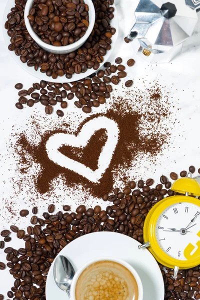 Espresso Cup Alarm Clock Heart Coffee Beans Conceptual Photography Vertical — Stock Photo, Image