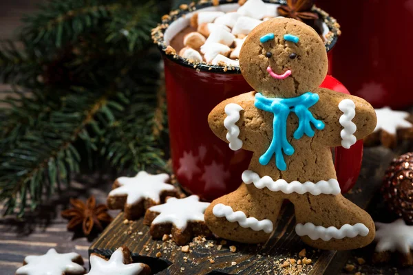 Gingerbread Man Cookies Hot Chocolate Closeup Horizontal — Stock Photo, Image