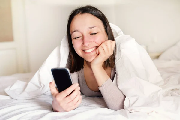 Happy Young Woman Reading Message Mobile Phone Morning — Stock Photo, Image