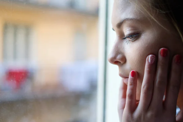 Face Close Portrait Young Girl Next Window Glass — Stock Photo, Image