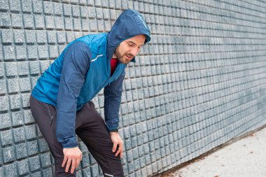 Etkin adam kentsel çalışan eğitim sırasında dinlenme