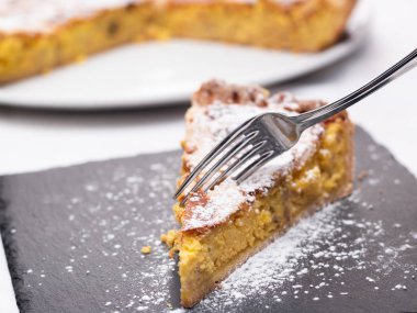 Pastiera napoletana tatlı Güney İtalya'nın tipik