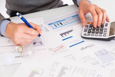 Enerji verimliliği ve enerji faturası kağıtlarının hesaplanması