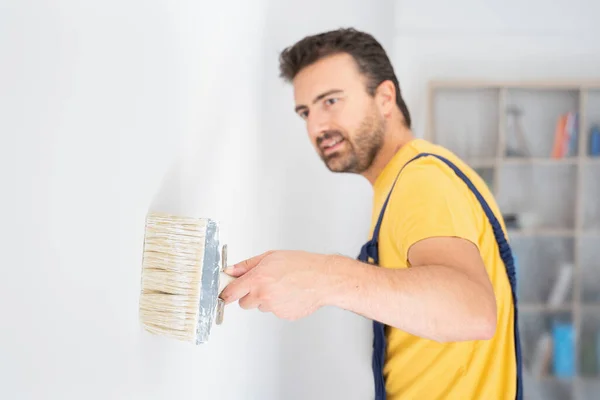 Professional Painter Portrait Whitewashing Wall Focus Brush — Stock Photo, Image