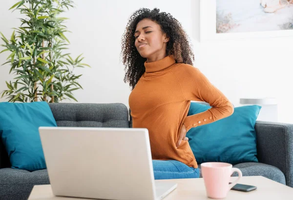 Young Black Woman Suffer Back Pain Cramp — Stock Photo, Image