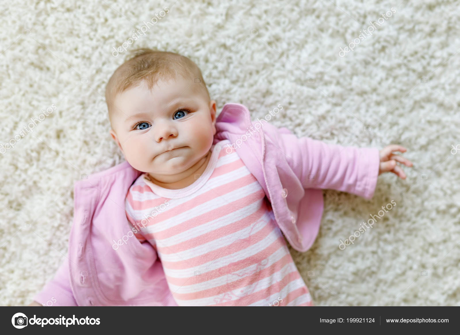 Portrait De Bebe Nouveau Ne Adorable Mignon Image Libre De Droit Par Romrodinka C Portrait De Bebe Nouveau Ne Adorable Mignon Image Libre De Droit Par Romrodinka C