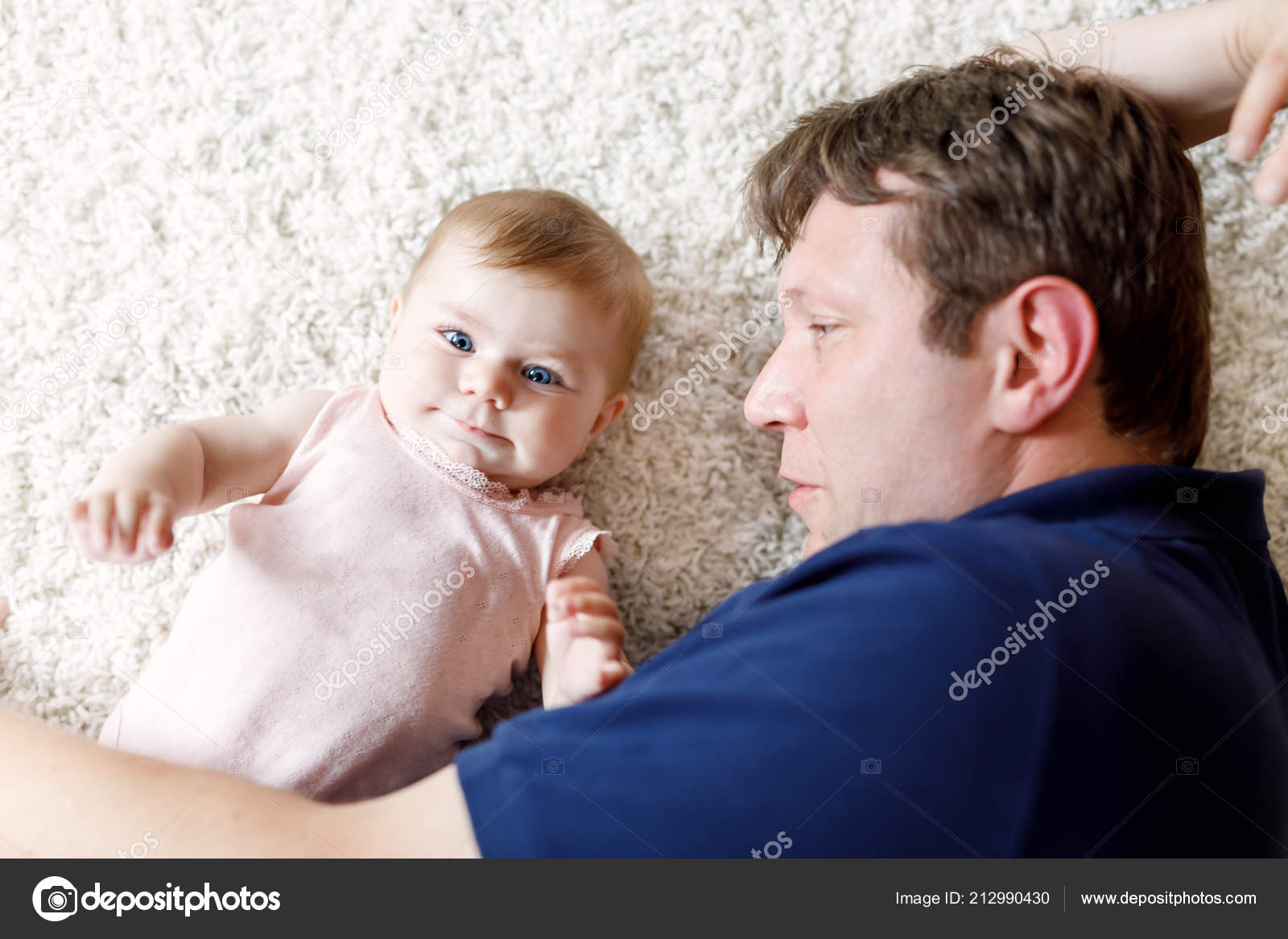 Very young little girl loves daddy rather Very young little girl loves daddy authoritative answer