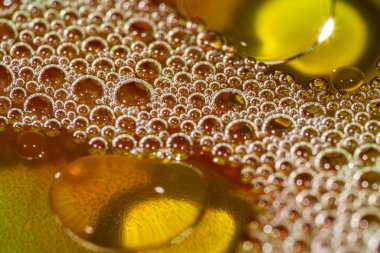 Makro, farklı renkte yağlı boya sabunu. Renkli akrilik. Modern sanat konsepti. İyi, yaratıcı..