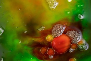 Makro, farklı renkte yağlı boya sabunu. Renkli akrilik. Modern sanat konsepti. İyi, yaratıcı..