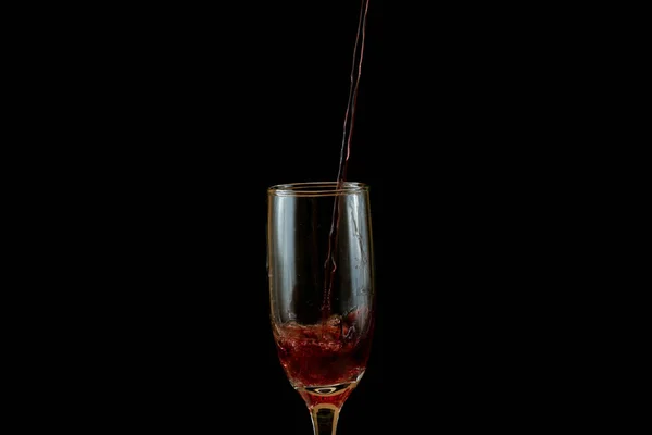 Heerlijke Rode Wijn Glas Gieten — Stockfoto
