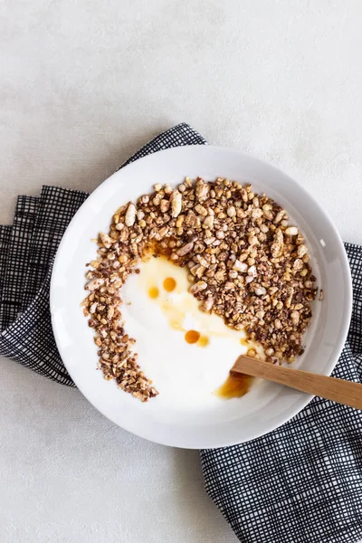 Miskę Domowe Muesli Lub Płatki Jogurt Zdrowe Śniadanie — Zdjęcie stockowe