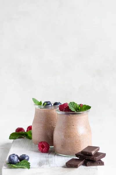 Chocolate Dessert Panna Cotta Mousse Pudding Portion Glass Jars Raspberries — Stock Photo, Image