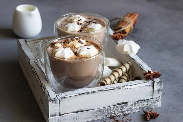 Bebida Caliente Chocolate Con Cacao Taza Vidrio Con Malvaviscos Dulces — Foto de Stock