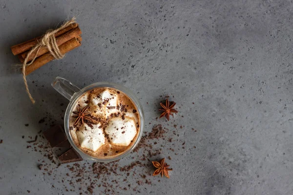 Warme Chocolade Cacao Drank Glas Mok Met Marshmallows Snoepjes Kaneelstokjes — Stockfoto