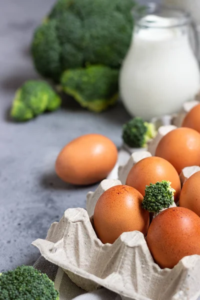 Яйца Молоко Брокколи Ингредиенты Приготовления Омлета Фриттаты — стоковое фото
