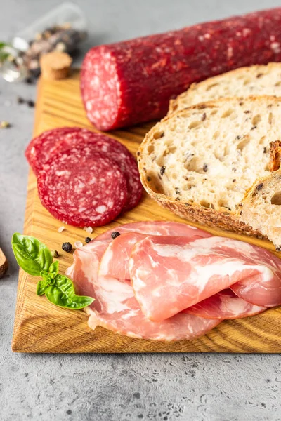 Traditional Artisan Bread Seeds Pork Sausage Salami Served Wooden Cutting — Stock Photo, Image