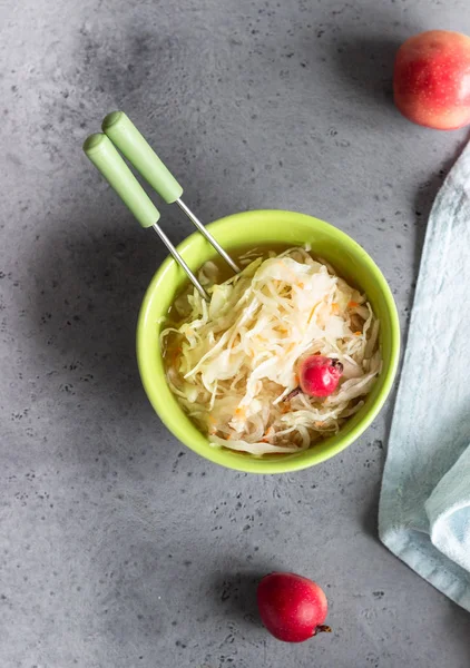 Sauerkraut with apple in glass jar. Fermented cabbage. Probiotics food. Traditional winter food. — Stock Image Sauerkraut Apple Glass Jar Fermented Cabbage Probiotics Food Traditional Winter Royalty Free Stock Images