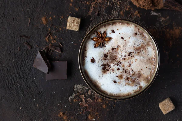 Házi Készítésű Fűszeres Forró Csokoládé Ánizs Csillaggal Fahéjas Rudak Keserű — Stock Fotó