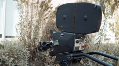 Antika bir 16mm film kamerası, bir CP16. Film yapımı ya da film yapımı kavramı.