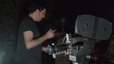 Antika bir 16mm film kamerası, bir CP16. Film yapımı ya da film yapımı kavramı.