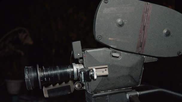 一个古老的16毫米胶片相机 一个Cp16 电影制作或电影制作概念 — 图库视频影像