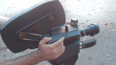 16 mm 'lik antika bir kamera ve CP16 kullanarak. Film yapımı ya da film yapımı kavramı.