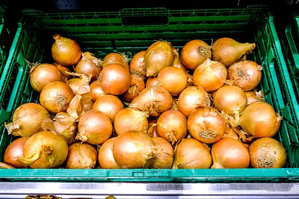 Tray of Raw Fresh White Onions — Stock Photo, Image