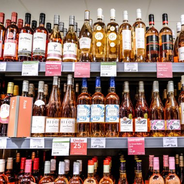 Süpermarket Raflarında Şarap Markaları Seçimi