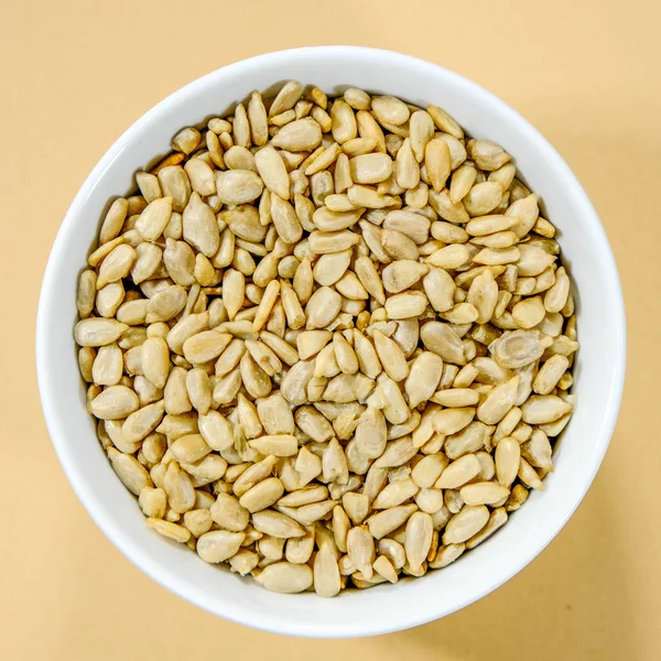 Bowl of High Protein and Vitamin E Sunflower Seeds — Stock Photo, Image