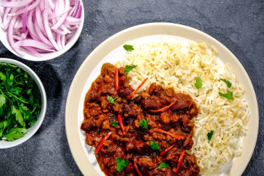 Vejetaryen soya Mince chilli con Carne ve pirinç