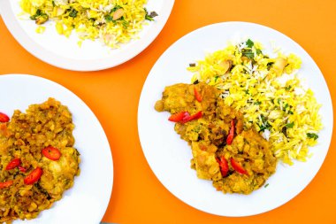 Pirinç ile Hint Tarzı Tavuk Dhansak