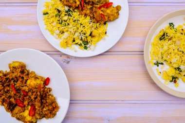 Pirinç ile Hint Tarzı Tavuk Dhansak