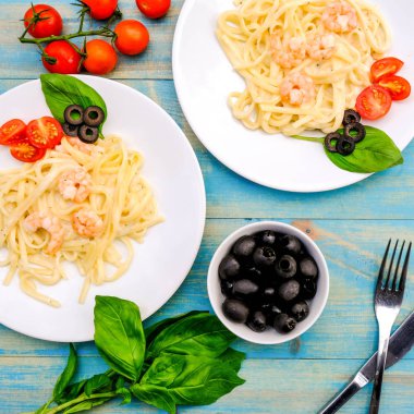 İtalyan Tarzı Kral Karides Alfredo Makarna