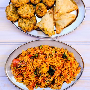 Hint Usulü Sebze Biryani Yemeği