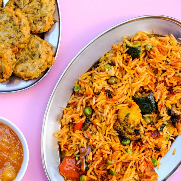 Hint Usulü Sebze Biryani Yemeği