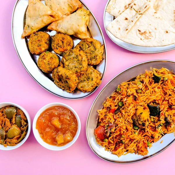 Hint Usulü Sebze Biryani Yemeği