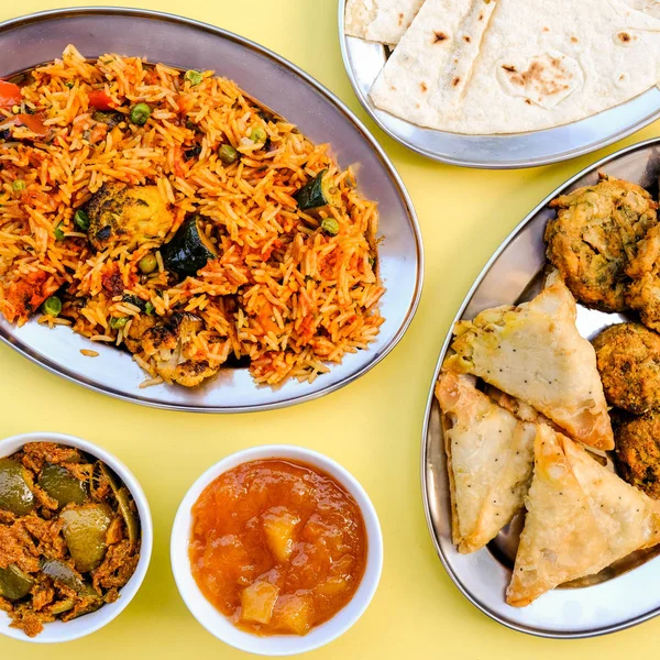 Indiase stijl groente Biryani maaltijd — Stockfoto