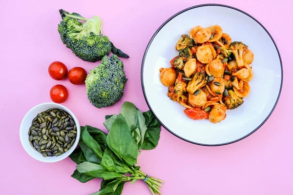 Estilo italiano Brócoli Orecchiette Comida vegetariana —  Fotos de Stock